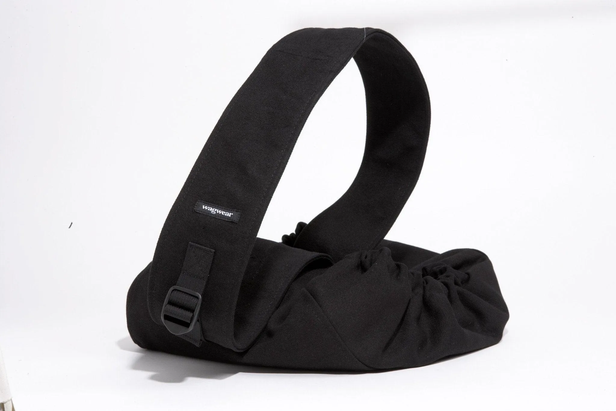 Wagwear Messenger Pouch Carrier